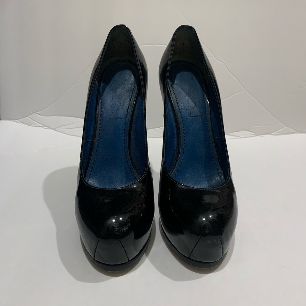 YSL Saint Laurent Tribute Black Patent Pump 100% Authentic